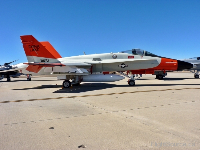 F- 18 Hornet US Navy  Retro paint