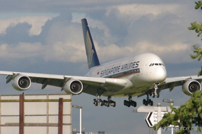 Singapore A380 at Heathrow 2008