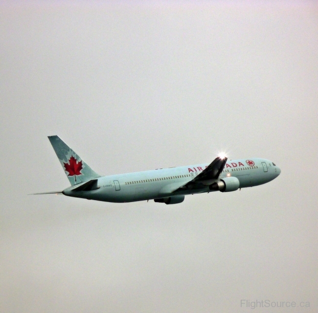 Air Canada 767-300ER