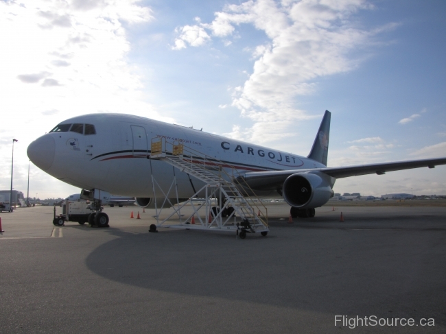 Cargojet Airways Boeing 767 C-FMCJ