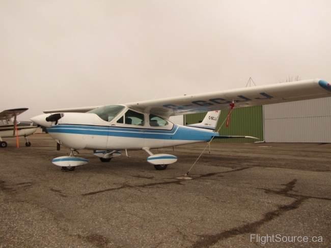 Cessna 177B  C-GCJJ