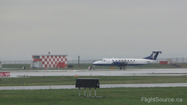 Pacific Coastal Airlines Beech 1900C C-GPCY