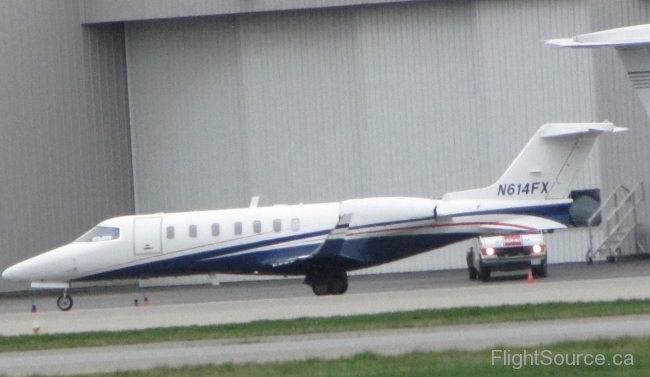 Learjet 45 N614FX