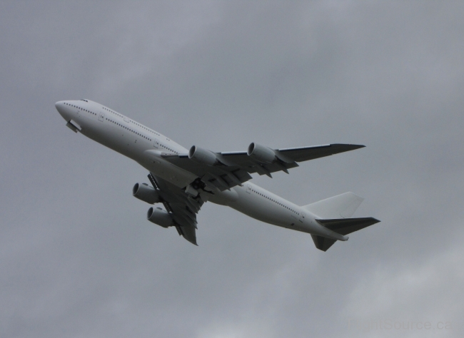 Boeing 747-8LQ N455BJ