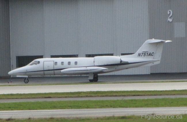 Golden Flight Lear 35A N751AC