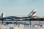 Antonov An-124-100 - RA82074