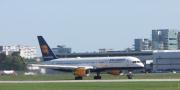 Icelandair Boeing 757-256 TF-LLX